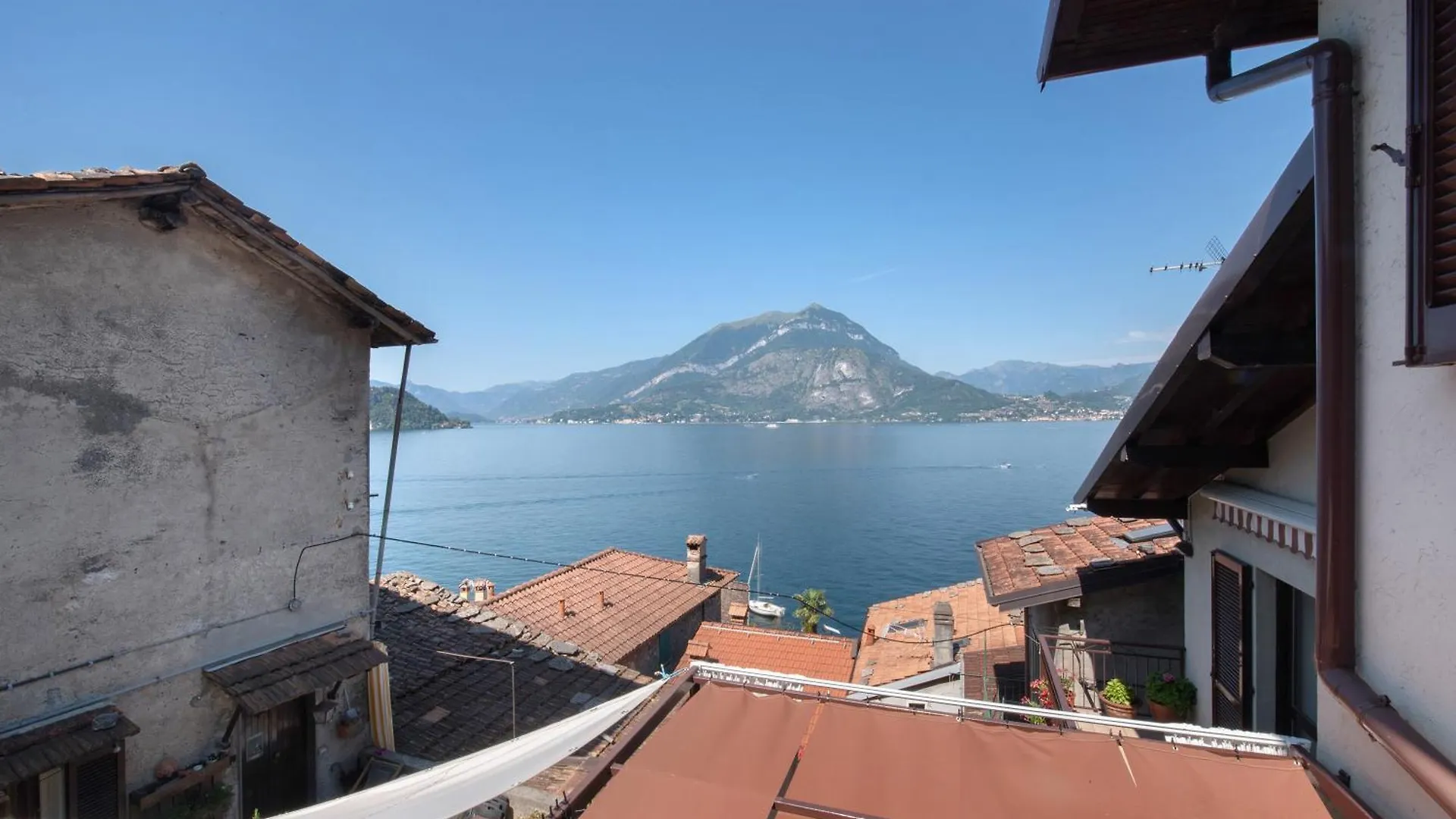 Villa La Nostra Casa Di Fiume à Fiumelatte Hébergement de vacances