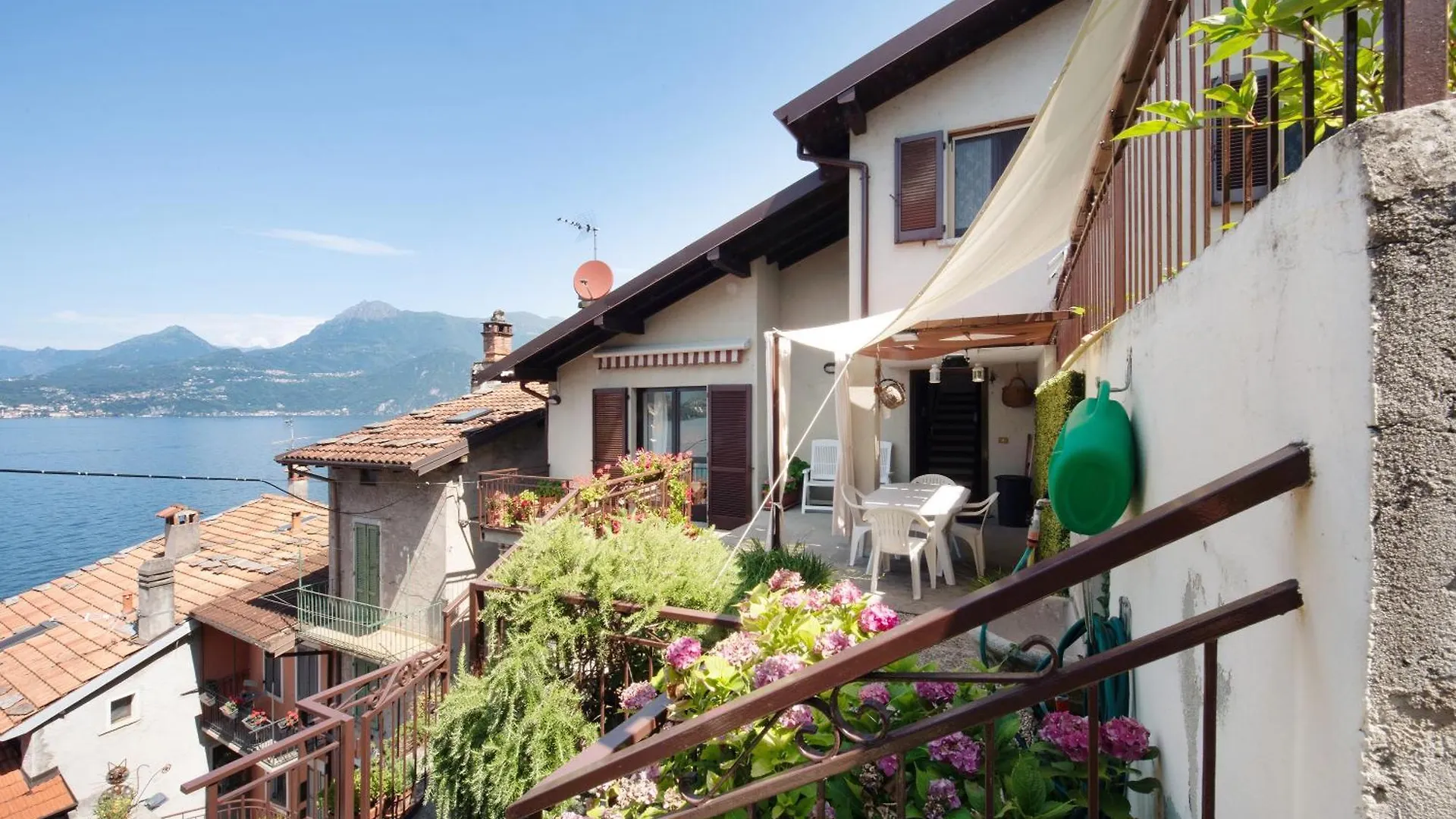 La Nostra Casa Di Fiume Vila Fiumelatte 0*,